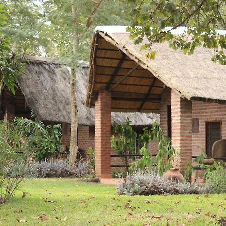 Barefoot Lodge And Safaris - Malawi Лілонґве Екстер'єр фото