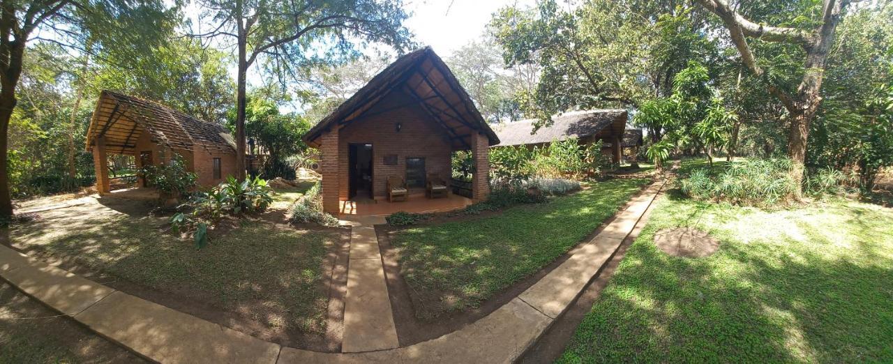 Barefoot Lodge And Safaris - Malawi Лілонґве Екстер'єр фото