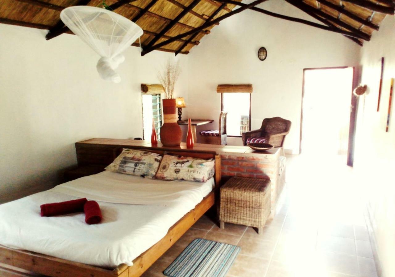 Barefoot Lodge And Safaris - Malawi Лілонґве Екстер'єр фото