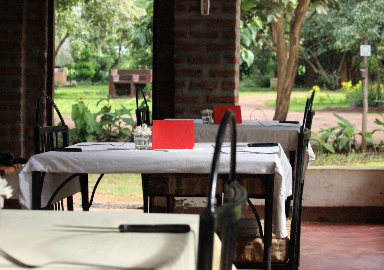 Barefoot Lodge And Safaris - Malawi Лілонґве Екстер'єр фото